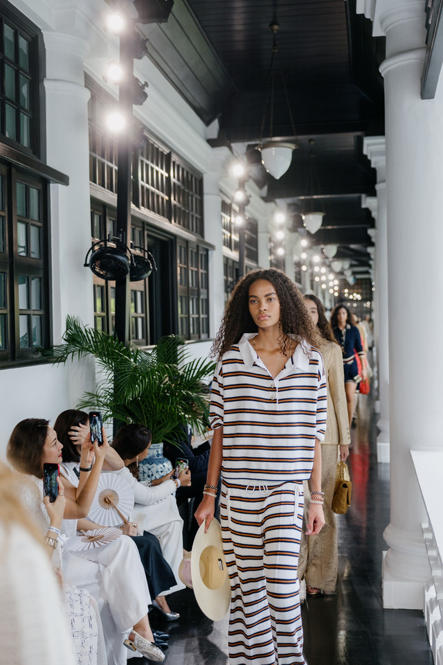 Koleksi Chanel Cruise 2026 di Singapura. Foto: Chanel