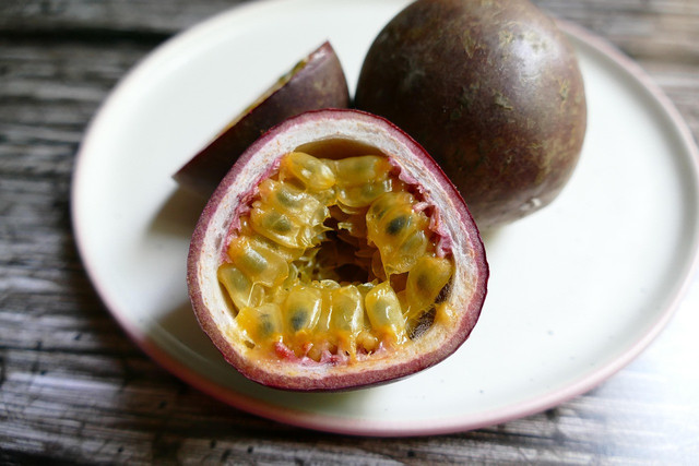 Ilustrasi buah markisa. Foto: Pixabay