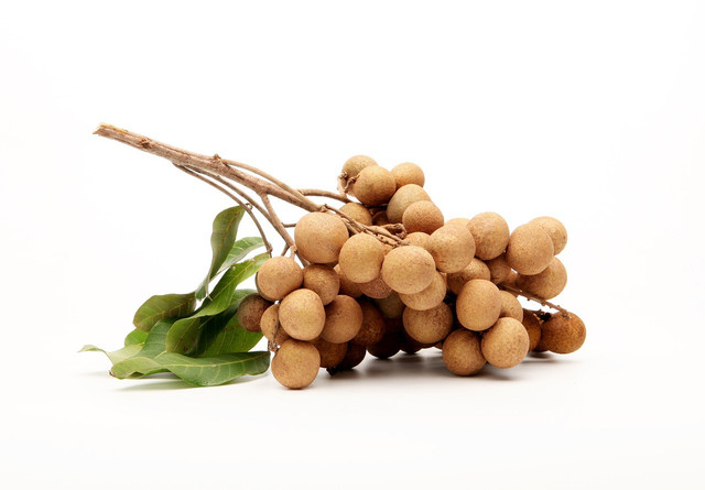 Ilustrasi buah lengkeng. Foto: Pixabay