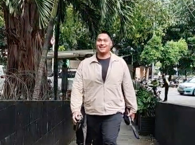 Dito Ariotedjo tiba di KPK, Jumat (23/1/2026). Dok: Jonathan Devin/kumparan