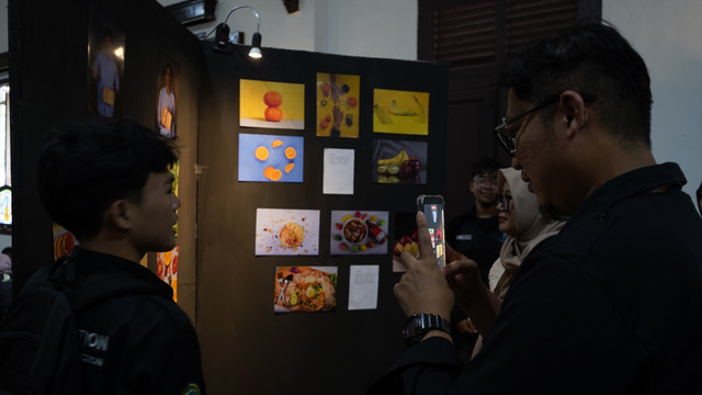 Pameran karya jurnalistik mahasiswa Ilmu Komunikasi UNISA Yogyakarta. Foto: Dok. Istimewa