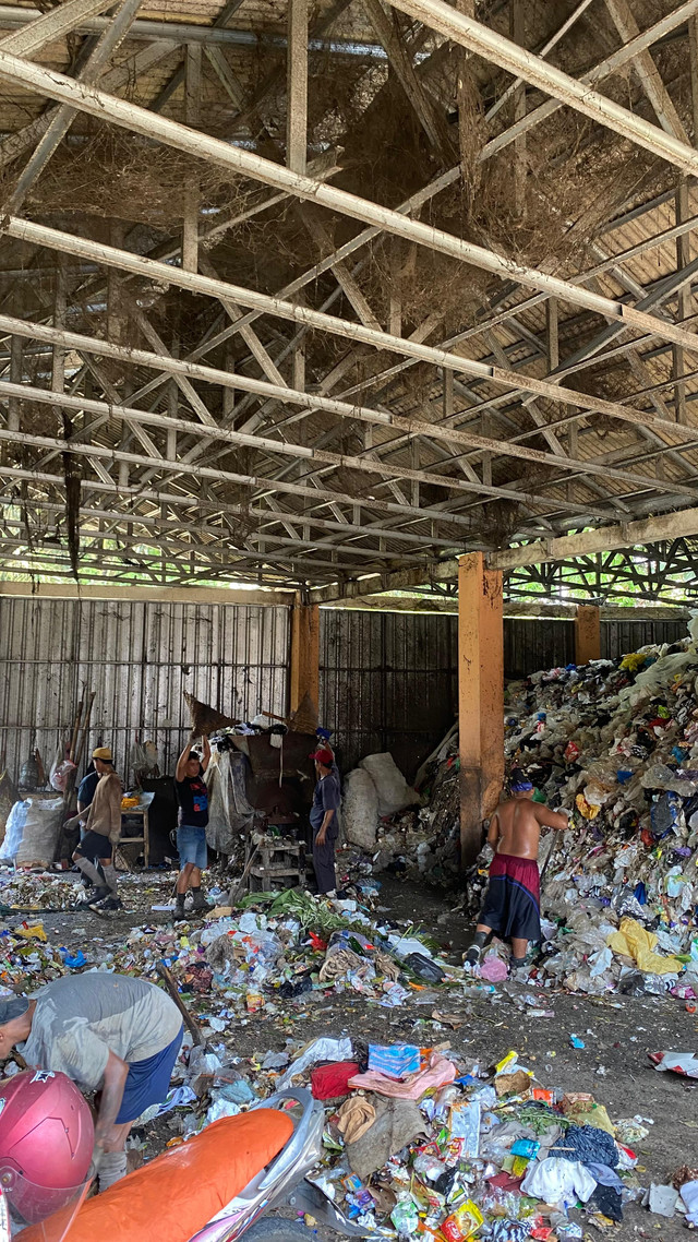 Tempat pembuangan sampah di Sumampir. Sumber: Dokumentasi penulis