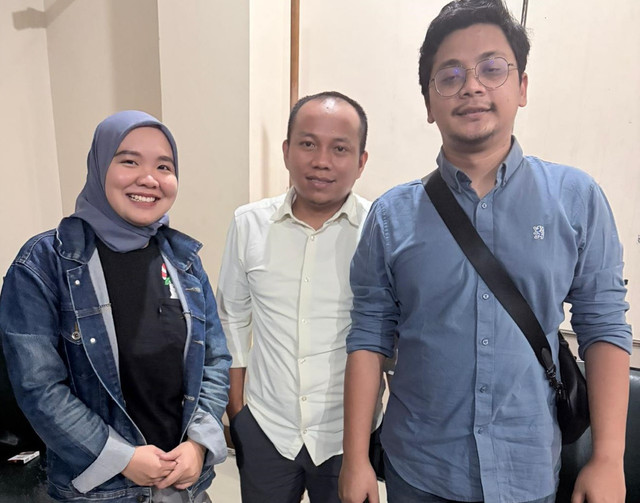 Nur Ghina Muslimah bersama Sekjend dan Ketum PB HMI. (Dok. Pribadi)