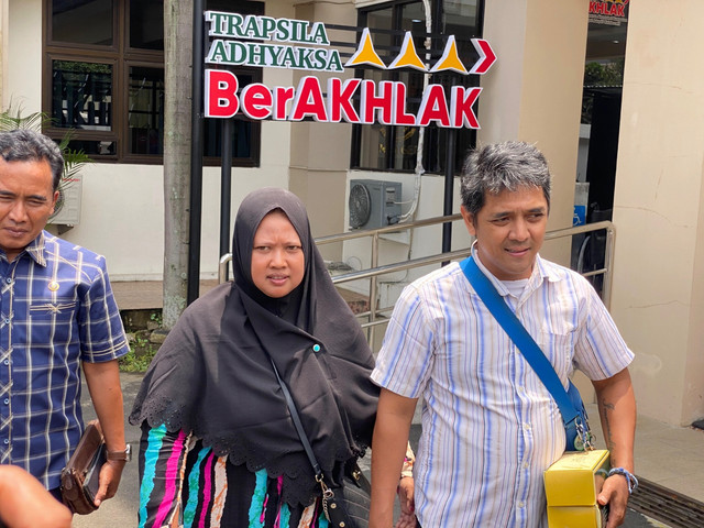 Arsita Minaya dan Hogi Minaya. Foto: Pandangan Jogja/Resti Damayanti