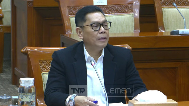 Adies Kadir terpilih menjadi Hakim MK usulan DPR, Senin (26/1/2026). Foto: Youtube/ TVR Parlemen