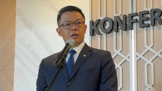 Menlu Sugiono memberikan keterangan pers usai rapat kerja tertutup bersama Komisi I DPR di Gedung DPR, Jakarta pada Selasa (27/1). Foto: Abid Raihan/kumparan