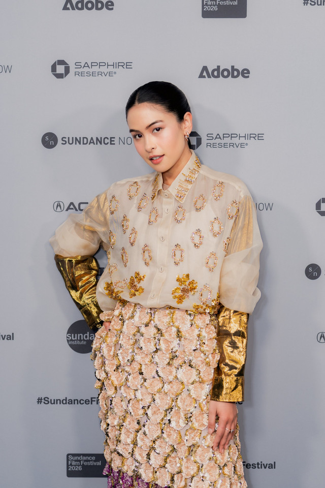 Maudy Ayunda saat menghadiri pemutaran film 'Para Perasuk' di Sundance Film Festival, Salt Lake City, Amerika Serikat, pada Sabtu (24/1/2026). Foto: Dok. Istimewa