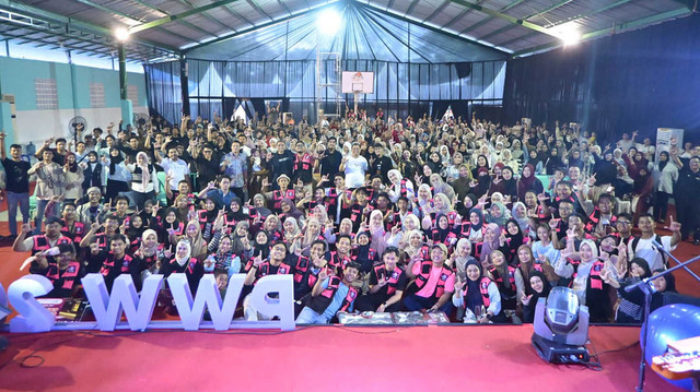 Foto bersama usai penutupan Pesta Wirausaha Wajo 2026. dok/tda