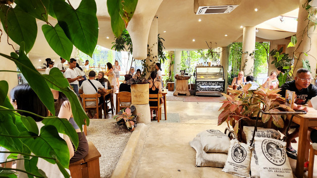 Ilustrasi Automotive Museum Cafe Jakarta, Foto: Azalia Amadea/kumparan/kumparanFOOD