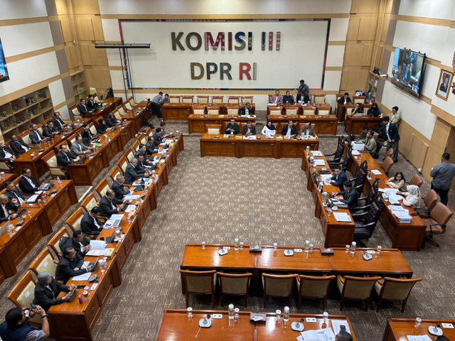 Suasana rapat kerja Komisi III DPR RI bersama Ketua KPK di DPR, Rabu (28/1). Foto: Abid Raihan/kumparan