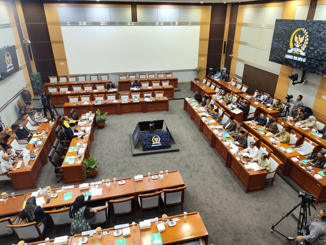 Suasana rapat kerja Komisi VIII DPR bersama Kemenag di Kompleks Parlemen Senayan, Jakarta pada Rabu (28/1/2026). Foto: Luthfi Humam/kumparan