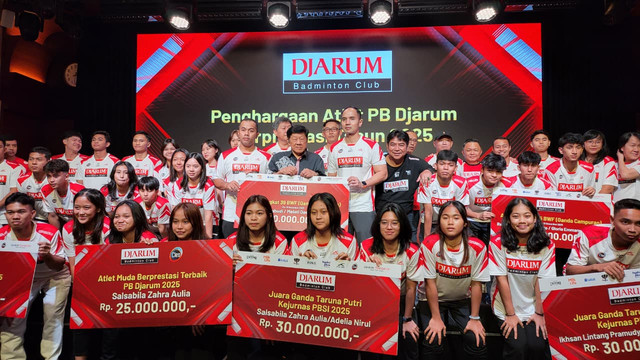 Bakti Olahraga Djarum Foundation memberikan apresiasi kepada atlet PB Djarum atas torehan prestasi yang diraih sepanjang tahun 2025. Foto: Soni Insan Bagus/kumparan