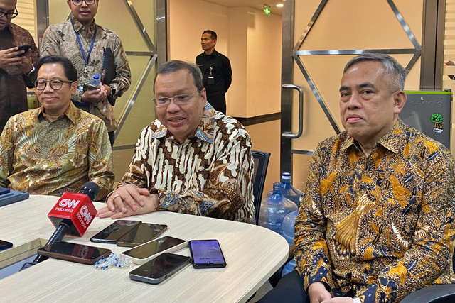 Konferensi pers Direksi BEI di Gedung BEI, Jakarta, Rabu (27/1/2026). Foto: Muhammad Fhandra/kumparan