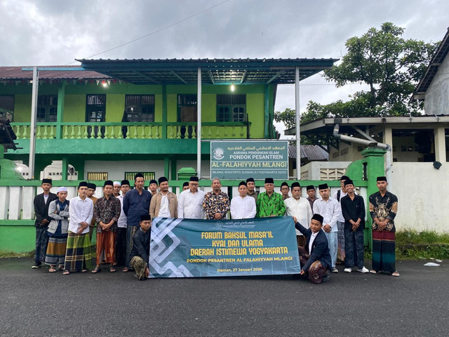 Puluhan kiai muda dan gawagis (putra kiai) se-Daerah Istimewa Yogyakarta. Foto: Dok.Istimewa