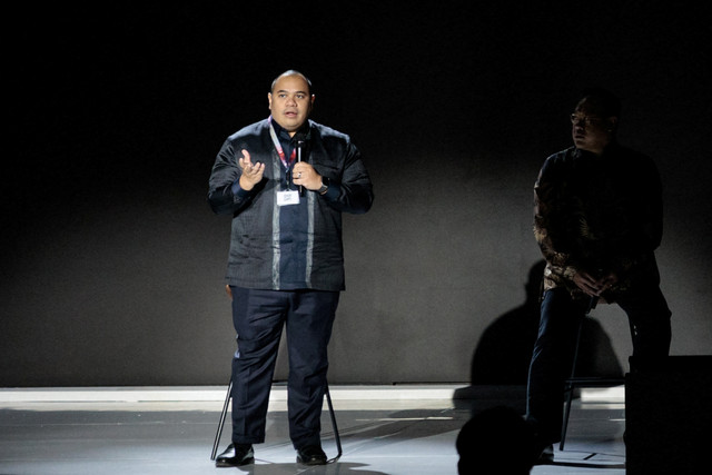 Pandu Sjahrir, Legacy Lead dari ASEAN QR Code, berbicara di atas panggung selama ASEAN Business and Investment Summit 2023 menjelang KTT ASEAN di Jakarta pada 4 September 2023. Foto: Yasuyoshi Chiba / AFP