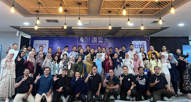 TDA Surabaya Tutup KMB 8.0 Season 3 Lewat TDA Cangkruk Bertema Bisnis Realistis