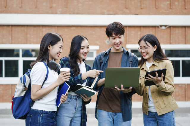   Ilustrasi mahasiswa. Foto: PanuShot/Shutterstock