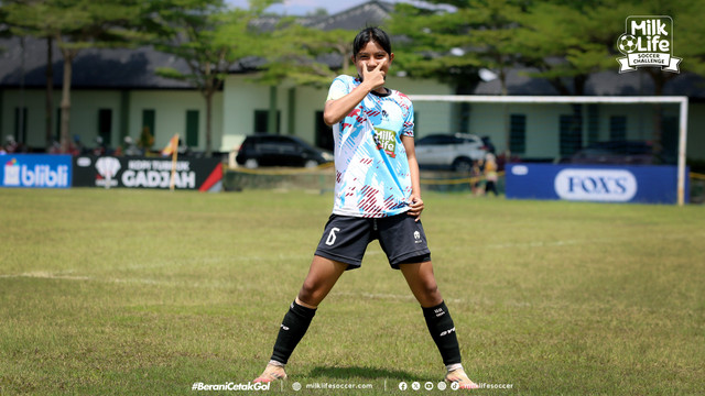 Riyanti Saffana Suryani, pemain SDN 129 RANCASAWO MARGASARI B U-12 di MilkLife Soccer Challenge Bandung 2025/26. Foto: Dok. MilkLife Soccer Challenge