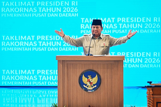 Presiden Prabowo Subianto menyampaikan taklimat dalam Rakornas Pemerintah Pusat dan Pemerintah Daerah 2026 di Sentul International Convention Center (SICC), Kabupaten Bogor, Jawa Barat, Senin (2/2/2026). Foto: Aditya Pradana Putra/ANTARA FOTO