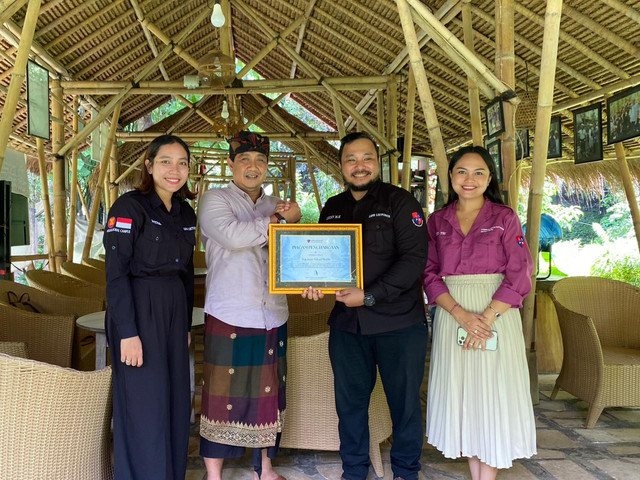 LSPR Apresiasi Kolaborasi Yayasan Tukad Bindu di WURI Awards 2025