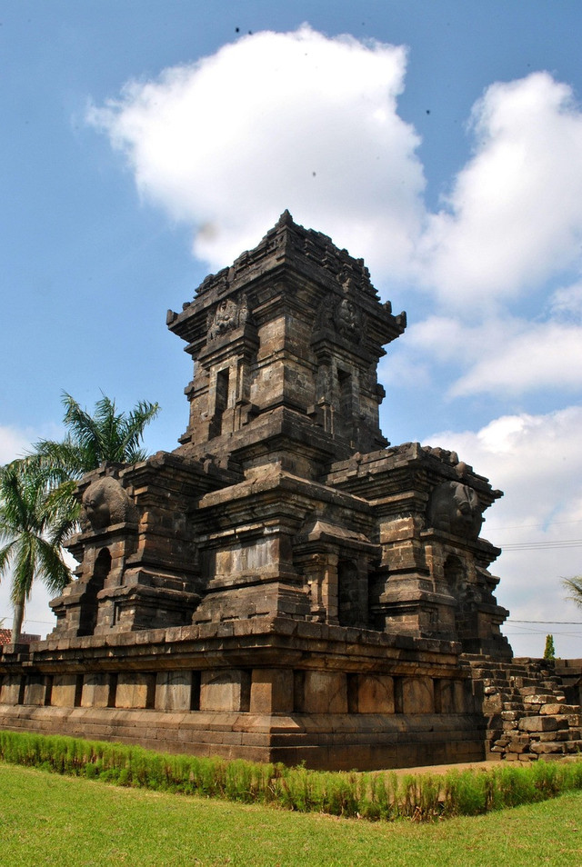 Ilustrasi Candi Singasari. Foto: Pixabay.