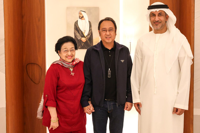 Presiden Kelima RI yang juga Ketua Umum PDI Perjuangan (PDIP) Megawati Soekarnoputri tiba di Abu Dhabi, Uni Emirat Arab (UEA), Minggu (1/2/2026) sore waktu setempat atau Minggu malam WIB. Foto: Dok. PDIP