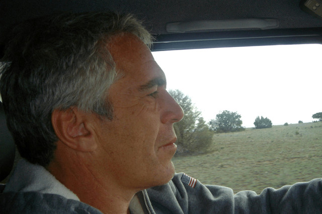 Jeffrey Epstein terlihat dalam gambar yang dirilis oleh Departemen Kehakiman di Washington, D.C., AS, pada 19 Desember 2025. Foto: Departemen Kehakiman AS/HO via REUTERS