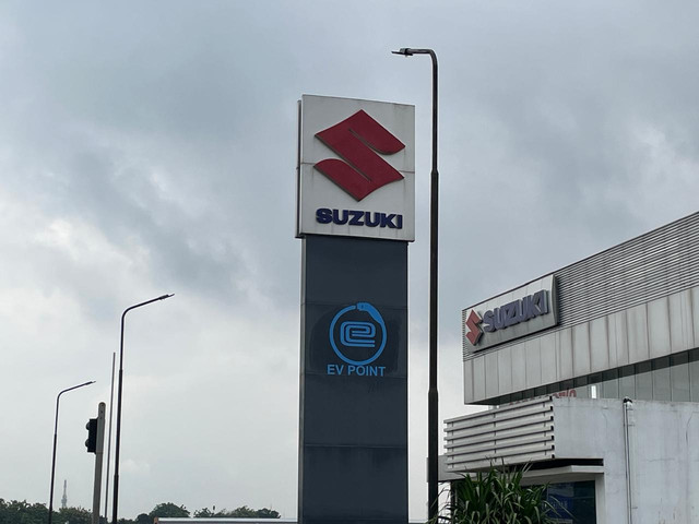 Ilustrasi diler Suzuki. Foto: Sena Pratama/kumparan