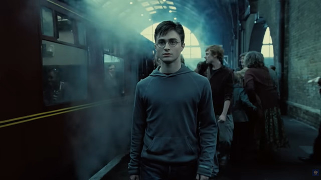 Daniel Radcliffe di film Harry Potter. Foto: YouTube/ Harry Potter