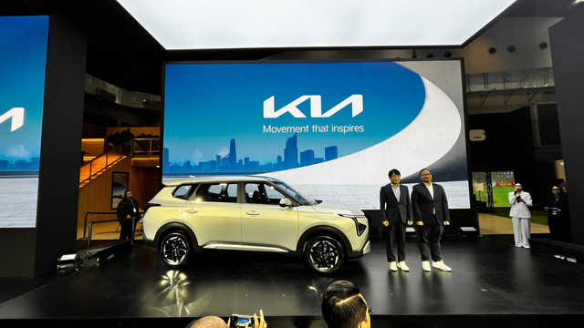 Kia Carens  Foto: Aditya Pratama Niagara/kumparan