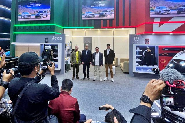 Konfrensi pers Stellantis Group di IIMS 2026. Foto: Fitra Andrianto/kumparan