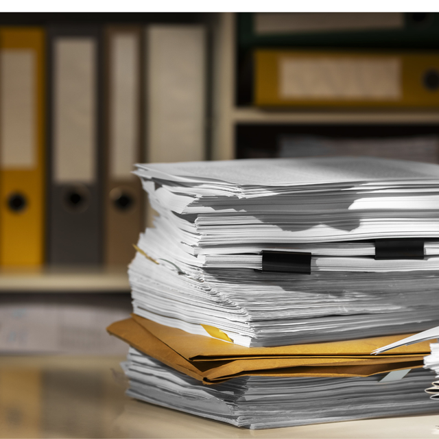 Ilustrasi Berkas Undang-Undang. Sumber foto: Freepik.com/freepik