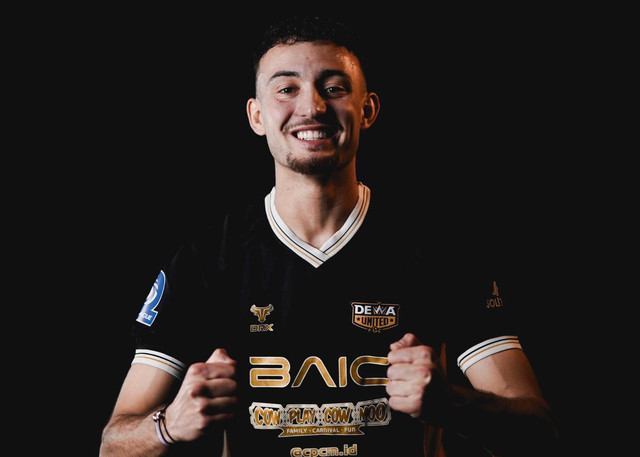 Ivar Jenner resmi bergabung ke Dewa United. Foto: Dewa United