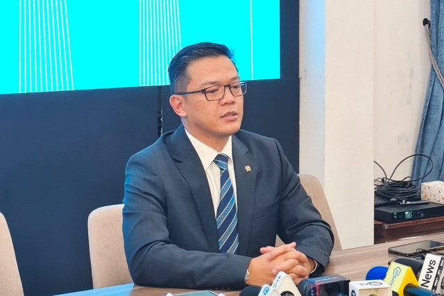 Sekjen Partai Gerindra sekaligus Menteri Luar Negeri Sugiono di Kompleks Istana Kepresidenan, Jakarta Pusat, Jumat (6/2/2026). Foto: Zamachsyari/kumparan