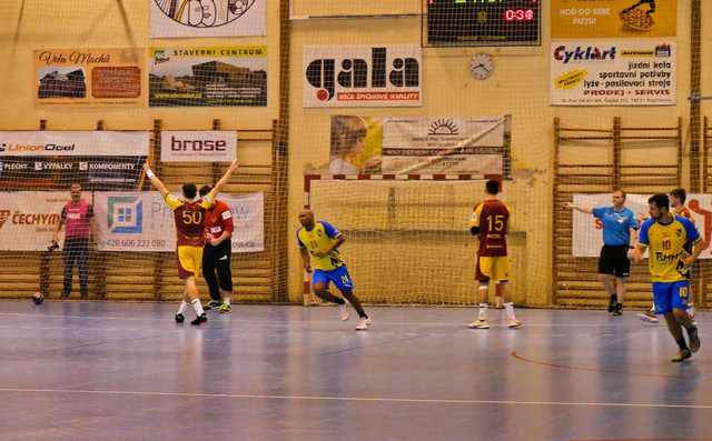 ilustrasi final Futsal AFC 2026 jam berapa. Unsplash/krystof_007