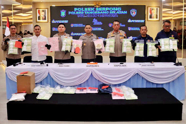 Polres Tangerang Selatan mengungkap peredaran puluhan ribu obat keras. Foto: Dok. Istimewa