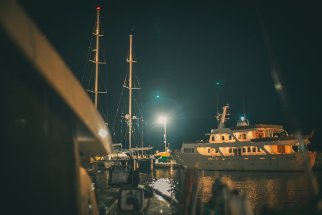 Ilustrasi 15 Januari Memperingati Hari Apa,Foto:Unsplash/Raimond Klavins
