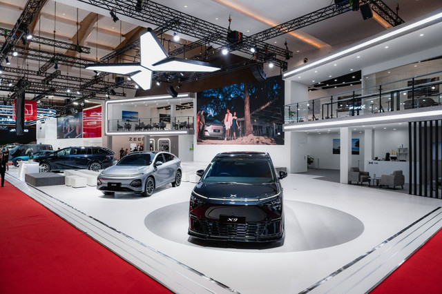 Booth XPENG di Indonesia International Motor Show (IIMS) 2026. Foto: dok. XPeng Indonesia