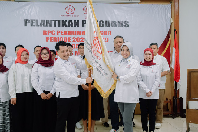 Foto bersama para BPC Bogor dengan Ibu Dr. Dian Agustine Nuriman, IAPR. Sabtu (7/2/2026). Foto: Aset Dokumentasi Perhumas.