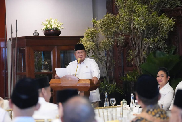 Prabowo memberikan arahan di syukuran HUT ke-18 Gerindra Foto: Instagram @prabowo