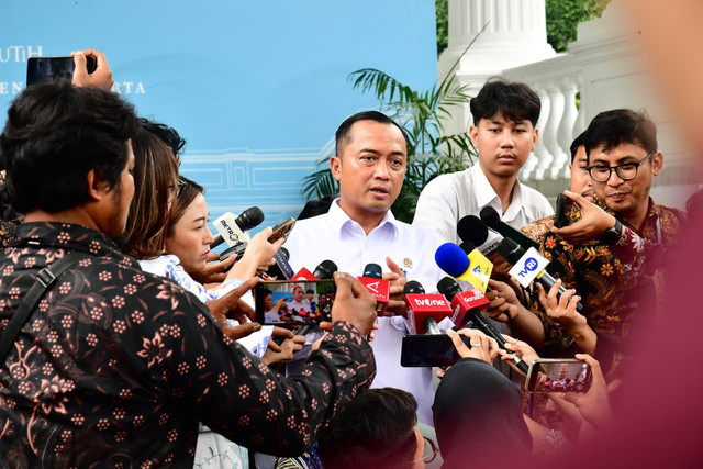 Mensesneg Prasetyo Hadi beri keterangan pers di Kompleks Istana Kepresidenan, Jakarta Pusat, Senin (9/2). Foto: Biro Pers Sekretariat Presiden