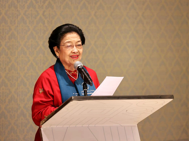 Princess Nourah bint Abdulrahman University (PNU) menganugerahkan gelar Doctor Honoris Causa kepada Megawati Soekarnoputri dalam sebuah upacara resmi di Riyadh, Arab Saudi, Senin (9/2/2026) waktu setempat. Foto: Dok. PDIP