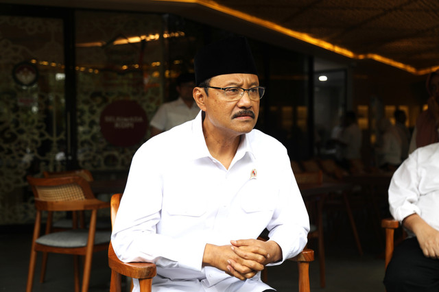 Menteri Sosial, Saifullah Yusuf (Gus Ipul) menerima audiensi Bupati Nias Utara Amizaro Waruwu di Selalu Ada Kopi, Kantor Kementerian Sosial, Jakarta Pusat, Senin (9/2/2026). Foto: Dok. Kemensos RI