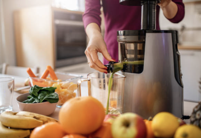 Ilustrasi slow juicer yang ampasnya kering. Foto: iStock