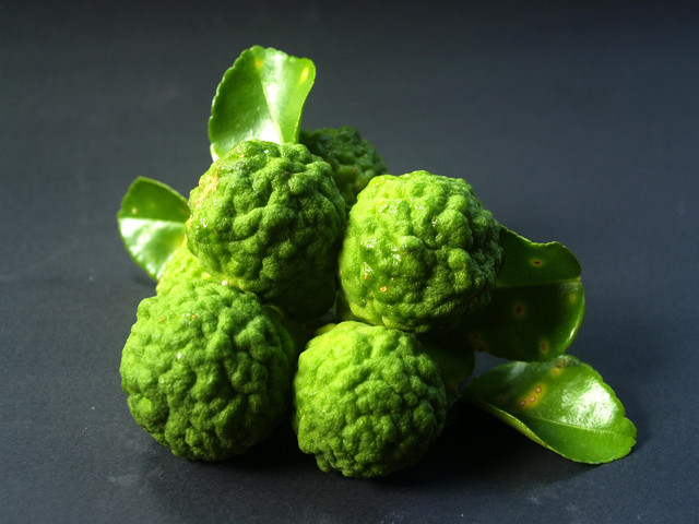Ilustrasi buah jeruk purut. Foto: Pixabay