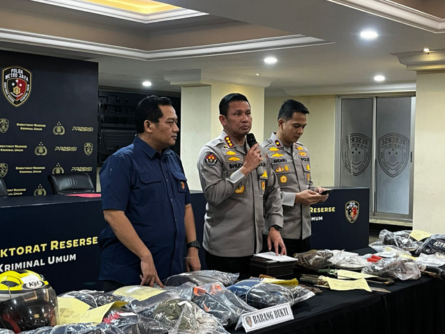 Kabid Humas Polda Metro Jaya Kombes Pol Budi Hermanto di Polda Metro Jaya, Selasa (10/2). Foto: Rayyan/Kumparan