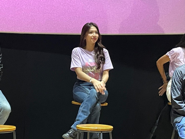 Shania Gracia mengungkap sejumlah perubahan yang ia rasakan setelah resmi lulus dari grup idola JKT48 pada Desember 2025. Setelah tak lagi menjadi anggota JKT48, Gracia merasa lebih leluasa dalam mengatur jadwal kegiatannya sendiri. Foto: Salsha Okta Fairuz/kumparan