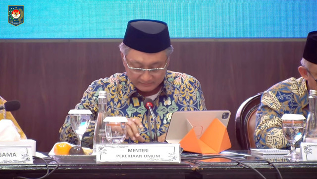 Menteri Pekerjaan Umum, Dody Hanggodo dalam konferensi pers Percepatan Rehabilitasi dan Rekonstruksi Pascabencana Wilayah Sumatera di Kantor Kemendagri, Jakarta Pusat, Rabu (11/2/2026) Foto: Kemendagri RI/YouTube