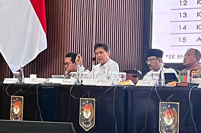 Menteri Kesehatan, Budi Gunadi Sadikin dalam konferensi pers di Kantor Kemendagri, Jakarta Pusat, Rabu (11/2/2026). Foto: Nasywa Athifah/kumparan