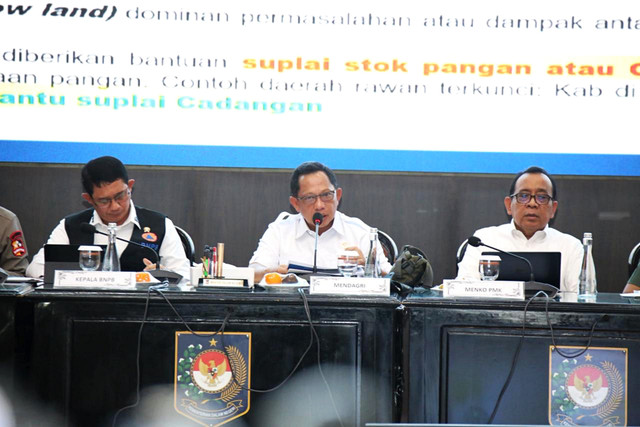 Kastagas PRR Pascabencana di Sumatera, M. Tito Karnavian menghadiri Konferensi Pers Percepatan Rehabilitasi dan Rekonstruksi Pascabencana Wilayah Sumatera di Gedung Sasana Bhakti Praja, Kantor Pusat Kemendagri, Jakarta, Rabu (11/2/2026). Foto: Dok. Kemendagri